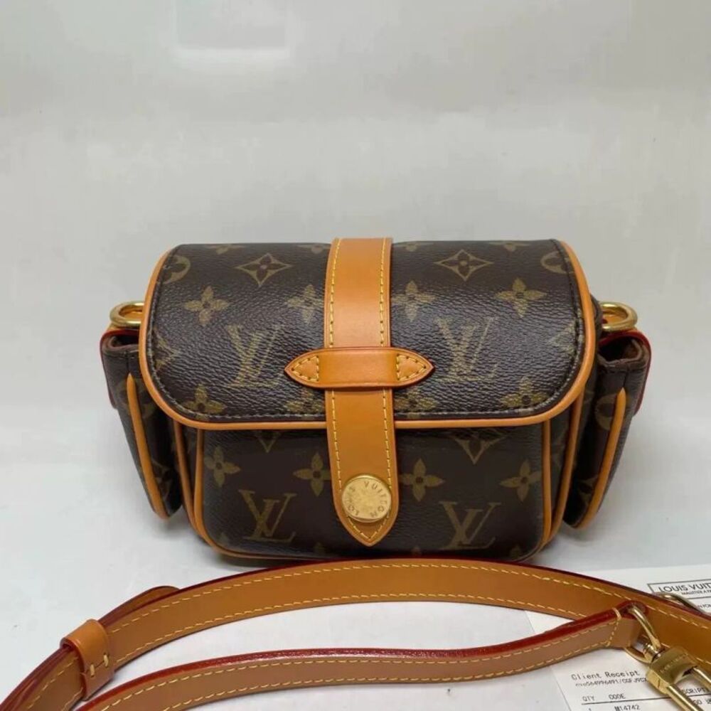 Louis Vuitton Women Pre-Loved Bag Very Good Condition